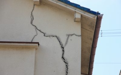 Exemple de Maisons fissurées à Saint-Claud (Charente) : pour une reconnaissance de l&rsquo;état de catastrophe naturelle