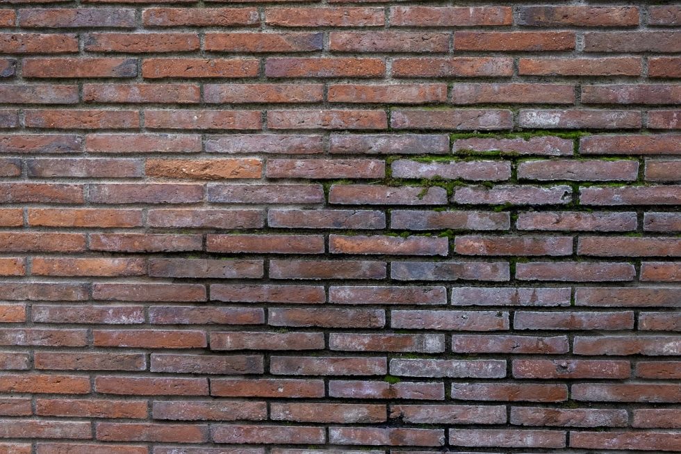 Expertal Construction traite vos problèmes d'humidité, infiltrations et remontées capillaires à Niort, Poitiers, Châtellerault, Thouars, Parthenay, Fontenay le conte, Mansle, Ruffec